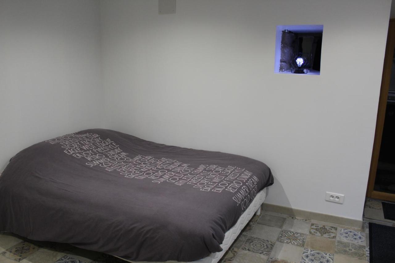 Studio de la bourdonnais Guitté Extérieur photo